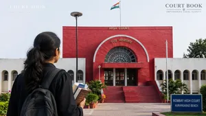 Education Law | Student Below Attendance Relaxation Threshold Cannot Seek Special Examination Through Review Petition: Bombay High Court